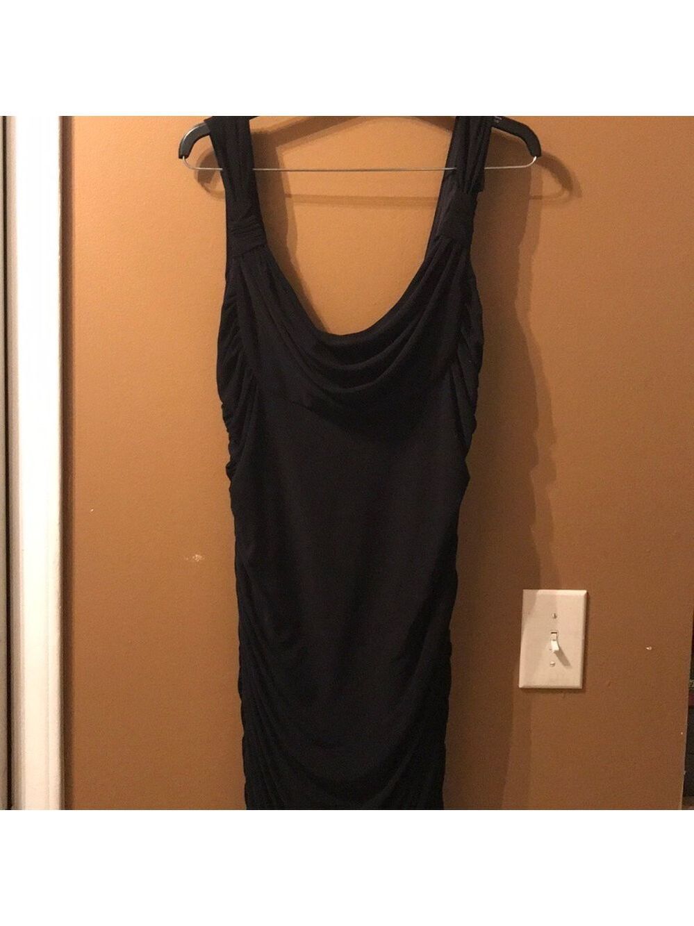 NWOT Cachet dress